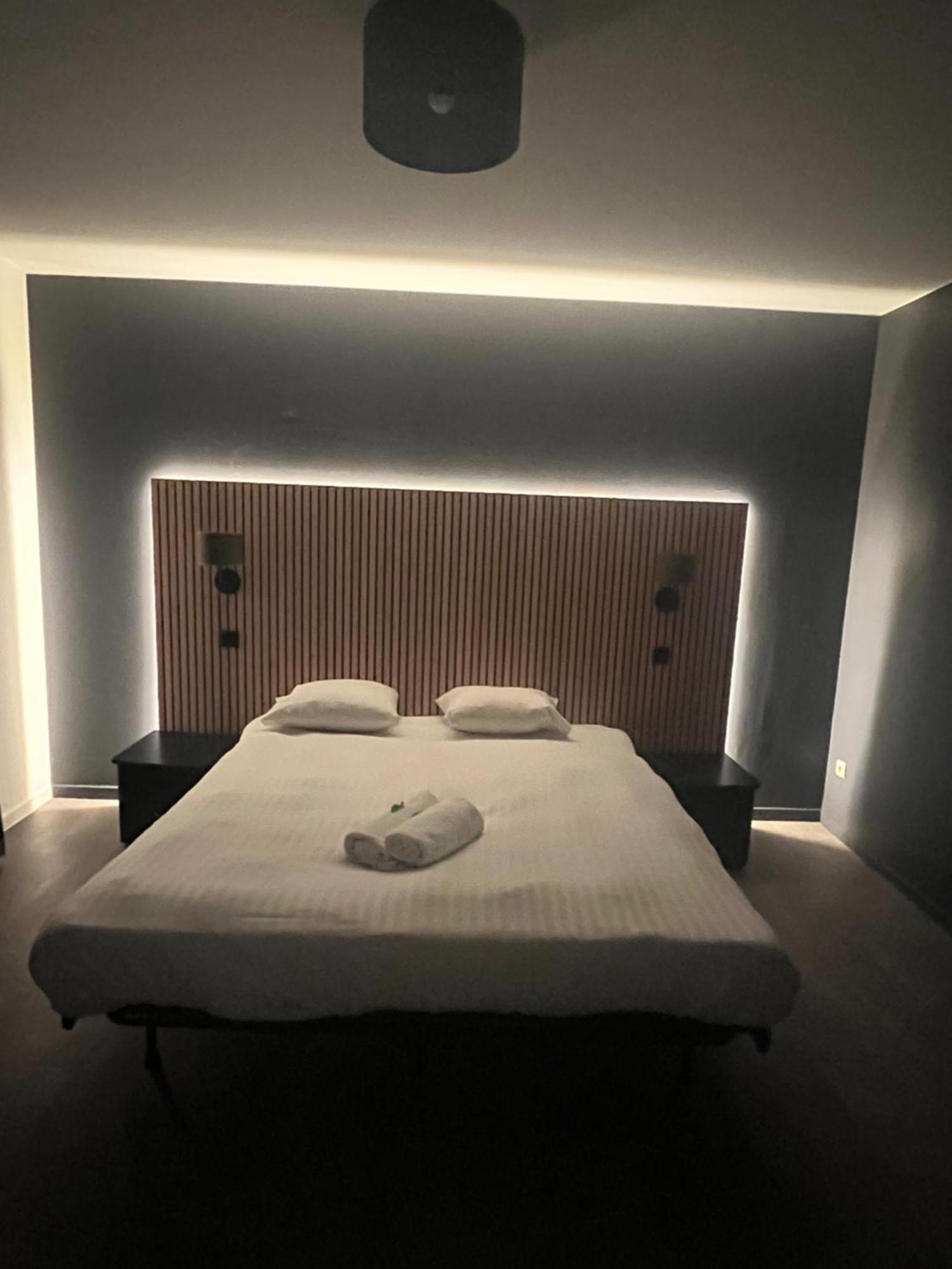 L'Inattendu Appart Dinant Centre Экстерьер фото